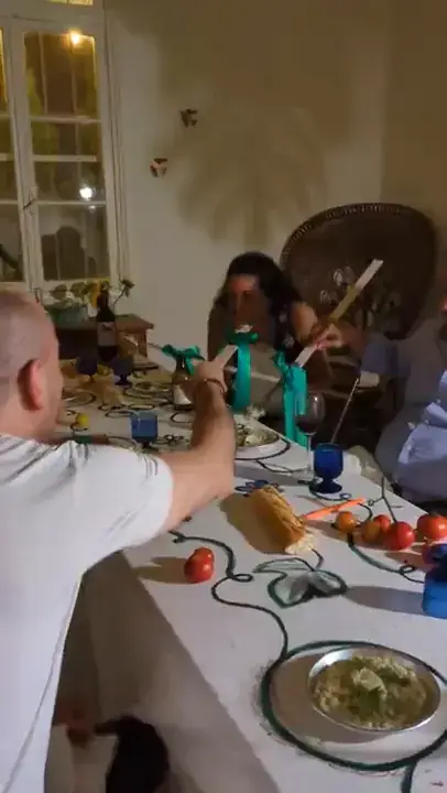 No Play with Food — video